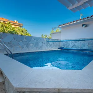 Apartman Lapis, Jadranovo